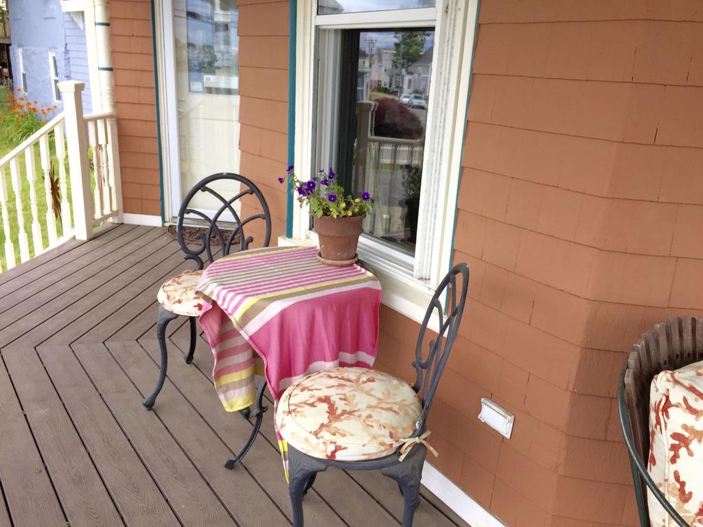 ווינת'רופ Harrington House Bed & Breakfast מראה חיצוני תמונה