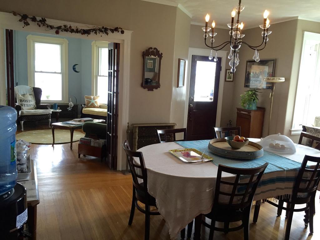 ווינת'רופ Harrington House Bed & Breakfast מראה חיצוני תמונה