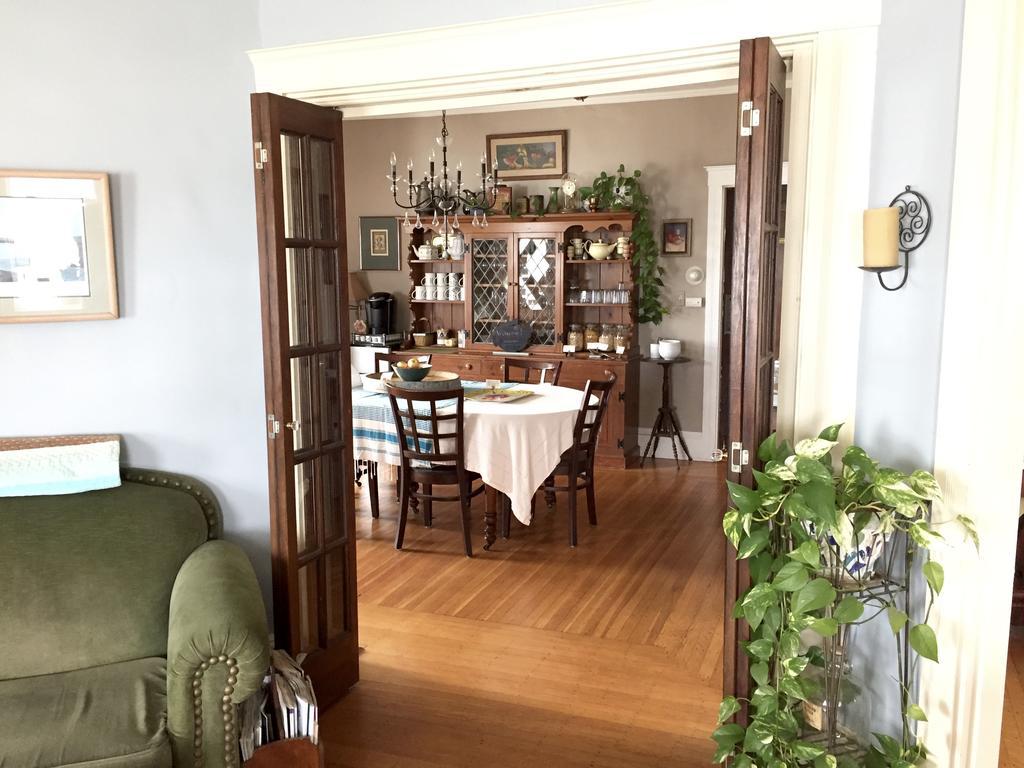 ווינת'רופ Harrington House Bed & Breakfast מראה חיצוני תמונה